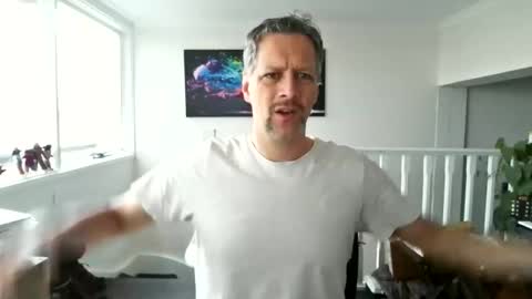 Snapshot of grattitude chatting on November 23, 2025, 12:10 am grattitude online show from November 23, 2025, 12:10 am