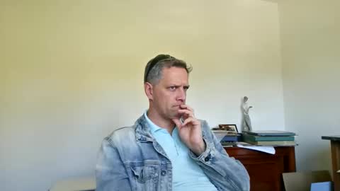 Snapshot of grattitude chatting on December 16, 2025, 3:11 am grattitude online show from December 16, 2025, 3:11 am