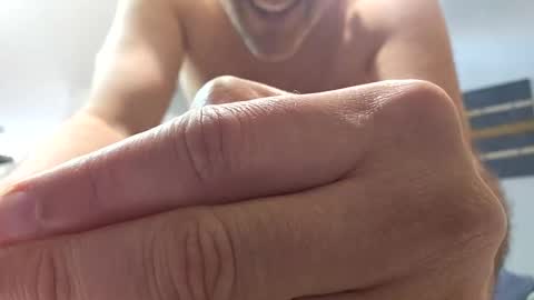 Snapshot of grattitude chatting on December 23, 2025, 2:53 am grattitude online show from December 23, 2025, 2:53 am