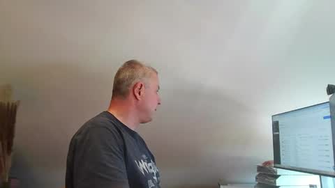 grau197077 online show from May 19, 2026, 8:53 am