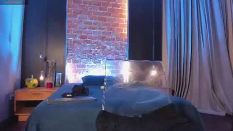 grayandrews online show from July 4, 2026, 11:11 pm