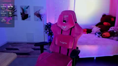 GrayceWild online show from October 20, 2025, 5:30 am