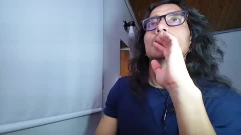 Snapshot of grayrosty chatting on February 28, 2025, 6:20 pm grayrosty online show from February 28, 2025, 6:20 pm