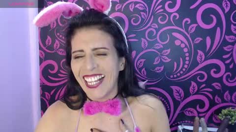 Isabella online show from January 26, 2025, 12:33 pm