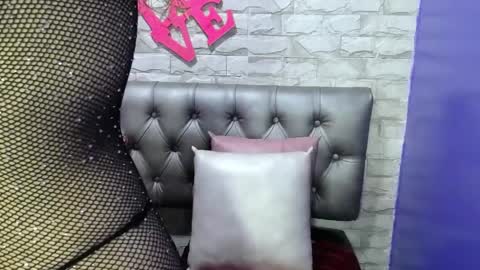 greatass_latina online show from April 7, 2026, 11:10 am