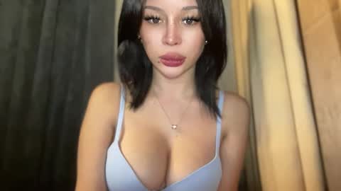 Marie Pelie online show from January 19, 2026, 11:36 am