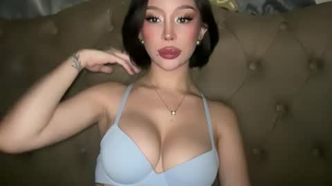 Marie Pelie online show from February 2, 2026, 6:23 am