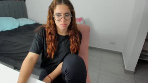 GreciaRuiz online show from October 5, 2025, 10:18 pm