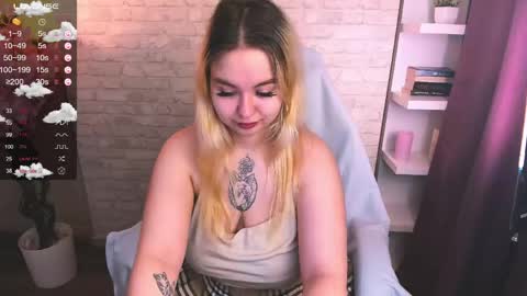 Lina 3 online show from May 14, 2026, 1:18 pm