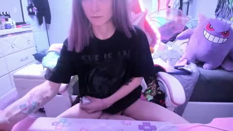 GreenEyedLovexo online show from December 6, 2024, 8:07 pm