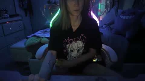 GreenEyedLovexo online show from December 12, 2024, 5:31 am