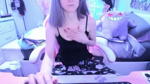 GreenEyedLovexo online show from January 3, 2025, 11:55 pm
