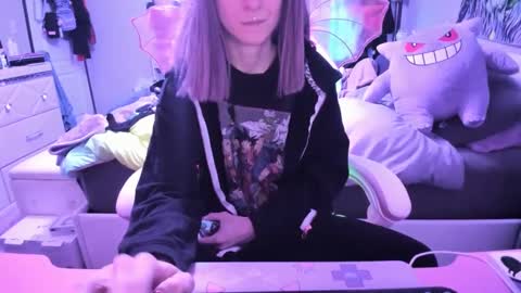 GreenEyedLovexo online show from January 4, 2025, 4:11 pm