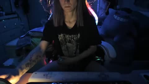 GreenEyedLovexo online show from January 7, 2025, 5:33 am