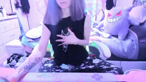 GreenEyedLovexo online show from January 18, 2025, 5:04 pm