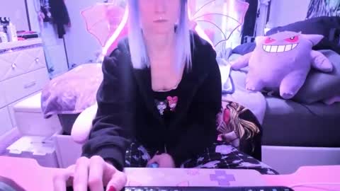 GreenEyedLovexo online show from January 24, 2025, 7:49 pm