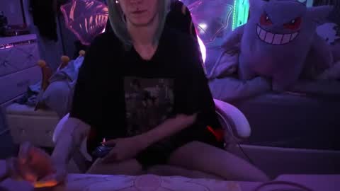 Snapshot of greeneyedlovexo chatting on October 2, 2025, 5:03 am GreenEyedLovexo online show from October 2, 2025, 5:03 am