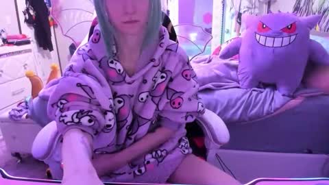 Snapshot of greeneyedlovexo chatting on October 22, 2025, 2:06 pm GreenEyedLovexo online show from October 22, 2025, 2:06 pm