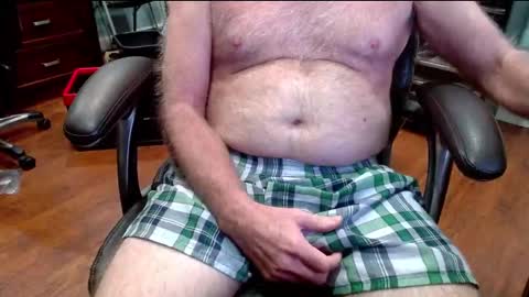 green online show from September 16, 2025, 4:08 pm