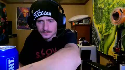 Snapshot of greenlungs8195 chatting on November 9, 2025, 11:41 am Greenlungs8195 online show from November 9, 2025, 11:41 am