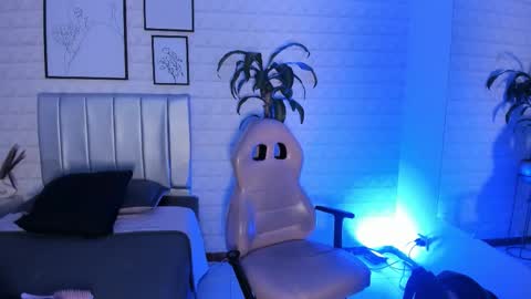   online show from February 2, 2026, 7:01 pm