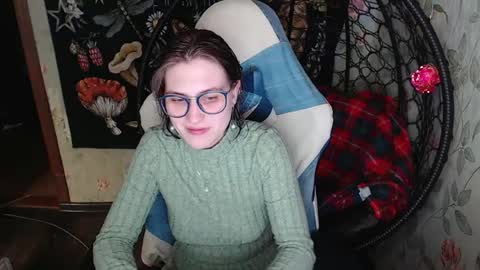 Snapshot of greenwitch9 chatting on April 29, 2026, 11:14 am Lina online show from April 29, 2026, 11:14 am
