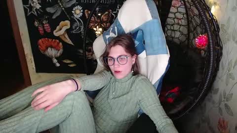 Snapshot of greenwitch9 chatting on April 29, 2026, 5:30 pm Lina online show from April 29, 2026, 5:30 pm
