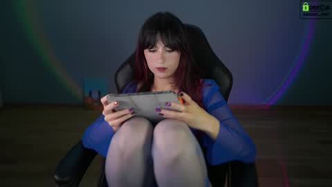 Matilda Greentwitter matildameoww insta greeny mat  online show from February 8, 2025, 7:49 pm