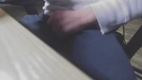 Snapshot of greg03_9 chatting on December 11, 2024, 4:07 am Jinx online show from December 11, 2024, 4:07 am