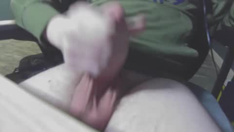 Snapshot of greg03_9 chatting on January 27, 2025, 9:44 pm Jinx online show from January 27, 2025, 9:44 pm