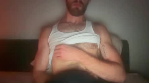 gregeats878 online show from April 7, 2026, 4:24 am