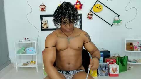 Snapshot of gregoriiandmax chatting on November 24, 2025, 12:49 pm Gregori online show from November 24, 2025, 12:49 pm