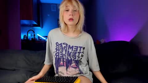 Snapshot of gregory_byyrd chatting on January 14, 2025, 1:26 am Greg-independent model online show from January 14, 2025, 1:26 am