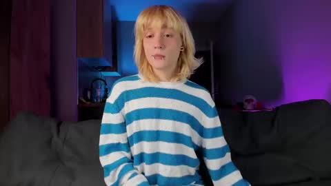 Snapshot of gregory_byyrd chatting on March 8, 2025, 7:31 pm Greg-independent model online show from March 8, 2025, 7:31 pm