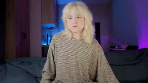 Snapshot of gregory_byyrd chatting on September 14, 2025, 9:14 pm Greg-independent model online show from September 14, 2025, 9:14 pm