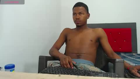 Snapshot of gregoryhoot chatting on June 5, 2026, 12:33 pm gregoryhoot online show from June 5, 2026, 12:33 pm