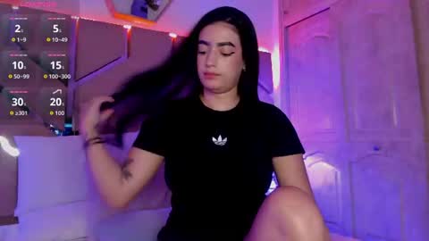greidy_baker online show from June 24, 2026, 2:32 am