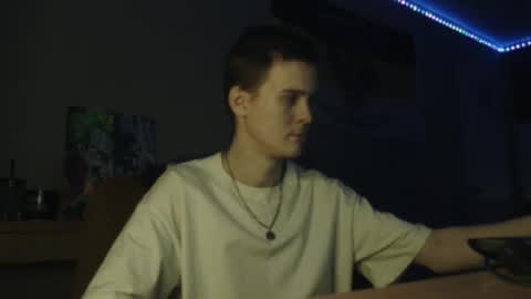 Snapshot of greonn chatting on January 5, 2025, 7:49 pm Felix online show from January 5, 2025, 7:49 pm