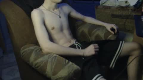 Snapshot of greonn chatting on February 9, 2025, 9:49 pm Felix online show from February 9, 2025, 9:49 pm