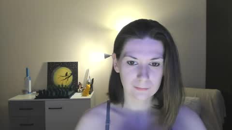 Snapshot of gretamiln chatting on February 9, 2025, 12:49 am Greta online show from February 9, 2025, 12:49 am