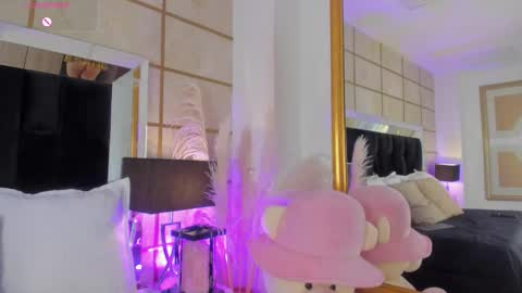 Snapshot of gretavelvet chatting on October 18, 2025, 7:58 pm Greta Velvet online show from October 18, 2025, 7:58 pm