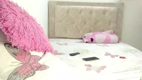 Snapshot of greys02 chatting on February 20, 2026, 2:30 am greys02 online show from February 20, 2026, 2:30 am