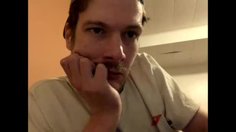 Perfectlyaveragesavage online show from May 8, 2026, 11:37 am