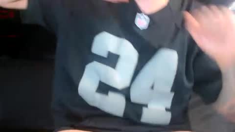 Gripthahips online show from February 18, 2025, 11:22 am