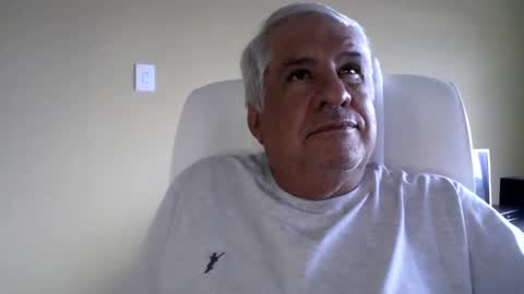 Snapshot of grisa01 chatting on September 21, 2025, 2:40 pm grisa01 online show from September 21, 2025, 2:40 pm