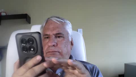 Snapshot of grisa01 chatting on October 27, 2025, 5:28 pm grisa01 online show from October 27, 2025, 5:28 pm