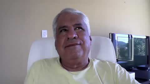 grisa01 online show from May 2, 2026, 12:32 pm