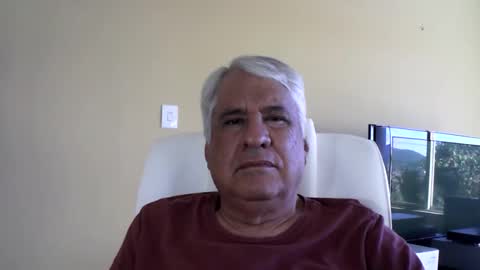 grisa01 online show from May 12, 2026, 12:24 pm
