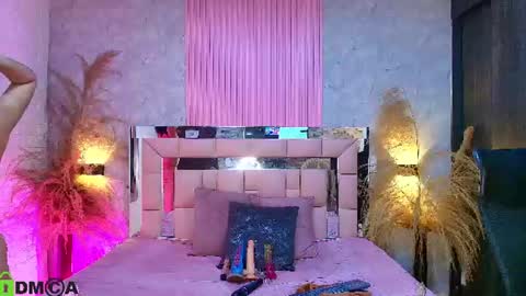 Snapshot of griselle_rousse chatting on July 7, 2026, 11:36 am online show from July 7, 2026, 11:36 am