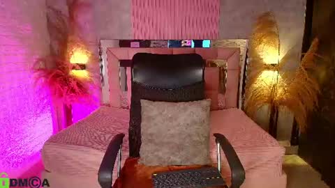 Snapshot of griselle_rousse chatting on July 17, 2026, 6:46 pm online show from July 17, 2026, 6:46 pm